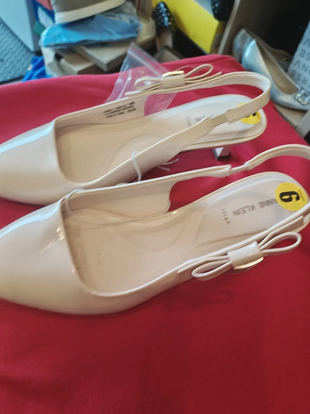 Anne Klein Beige Patent Pointed Toe Slingback Pumps 9M